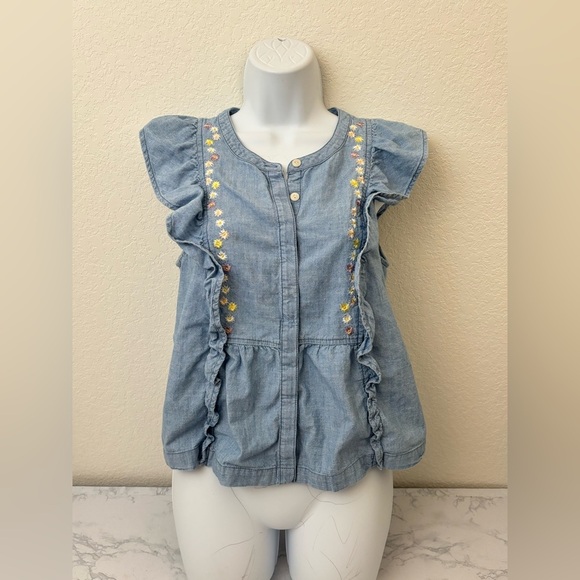 Madewell Tops - Madewell women’s M Denim Ruffle Side Chambray Button Down Shirt Floral Stitch​